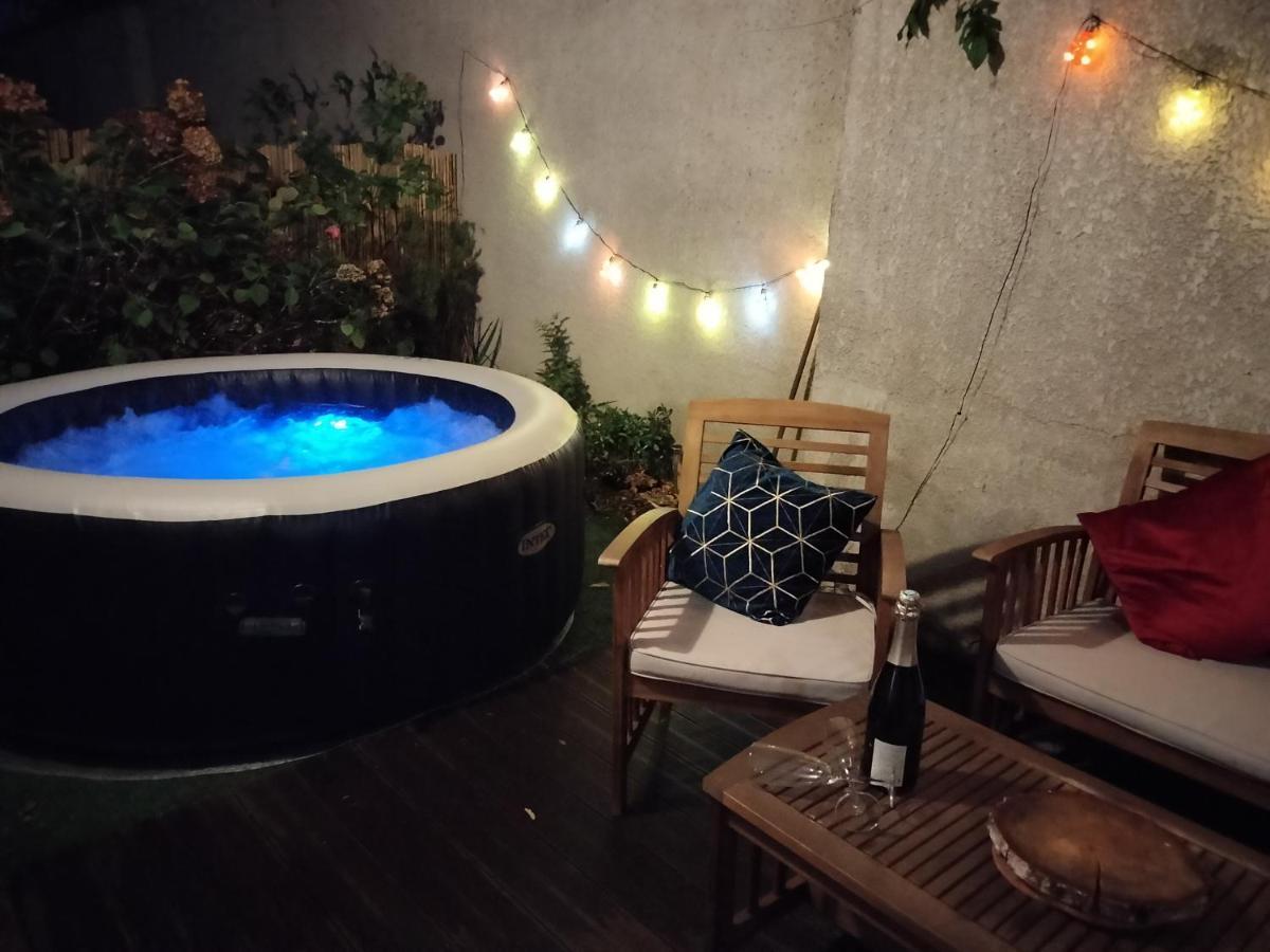 Magnifique Villa Avec Jacuzzi Au Pied Du Stade Saint-Denis  Exterior photo